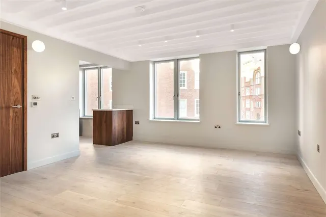 Dilke Street, London, SW3 4JE, photo 1