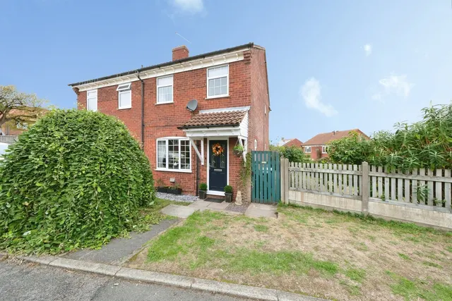 Saddlers Close, Forest Town, Mansfield, Nottinghamshire, NG19, photo 1