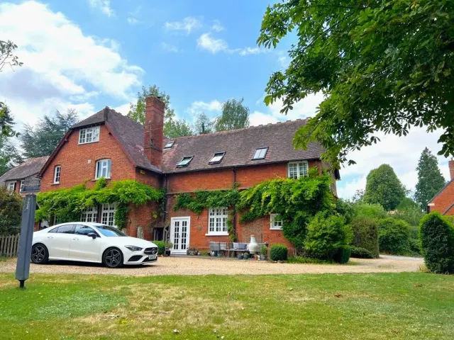 Mentmore, Buckinghamshire, LU7 0QG, photo 1