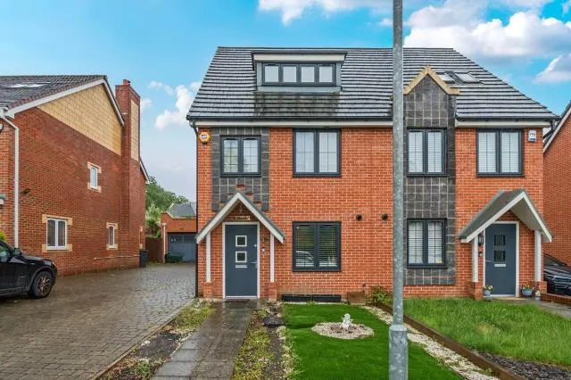 Kennedy Avenue, High Wycombe, HP11, photo 2