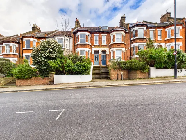 Charlton Church Lane, Charlton, London, SE7, photo 1