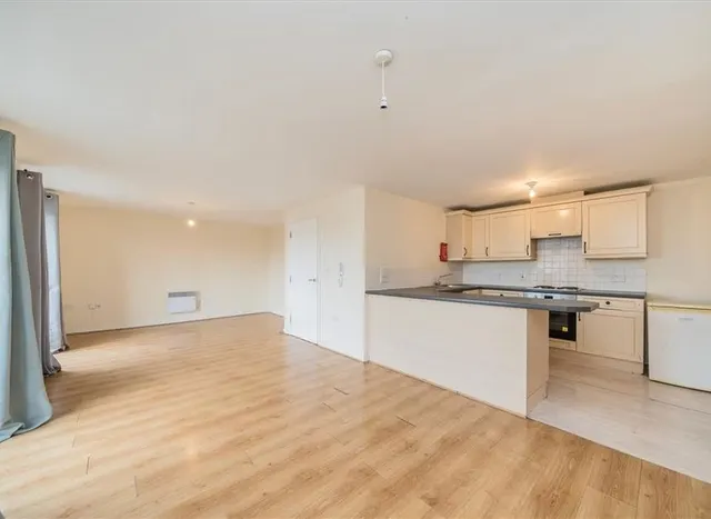 Photo 3 — Hermitage Close, Abbey Wood, SE2