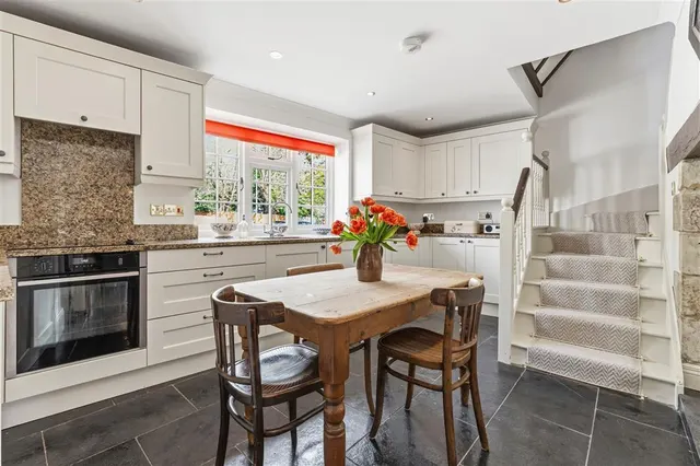 Empingham Road, Stamford, PE9, photo 2