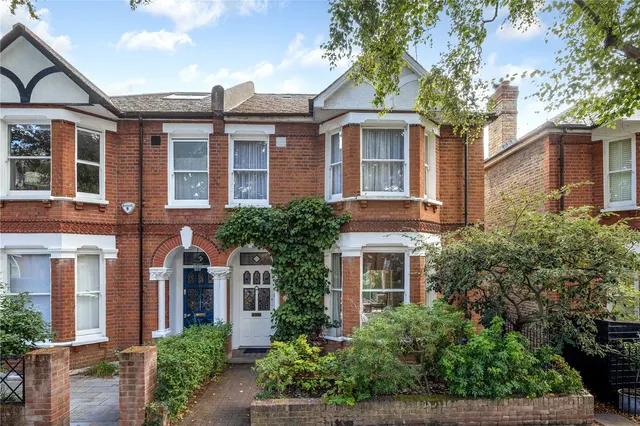 Norman Avenue, St Margarets, TW1, photo 2