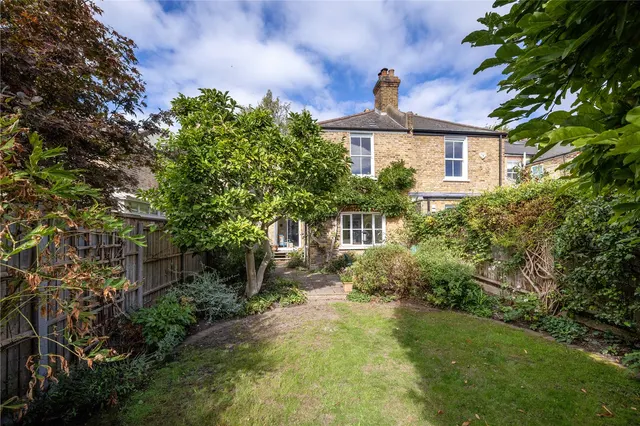 Norman Avenue, St Margarets, TW1, photo 1