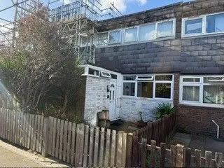 Photo 2 — 3 Ramillies Close, London, SW2 5DG