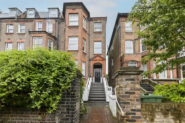 Photo 2 — Goldhurst Terrace South Hampstead, London NW6 3HS