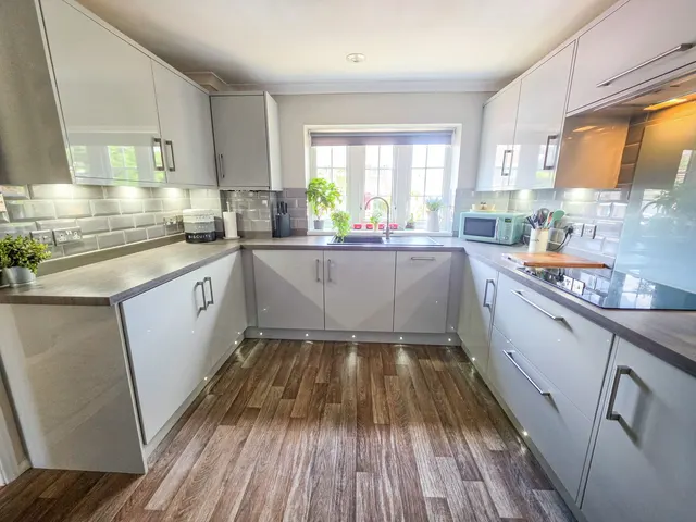 Barton Close, Landrake, PL12, photo 3