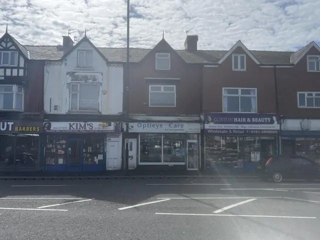 Hyde Road, M18, photo 2