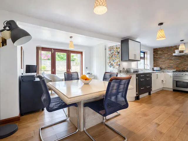Photo 3 — Sandybrook Close, Tottington, Bury, BL8 3LB