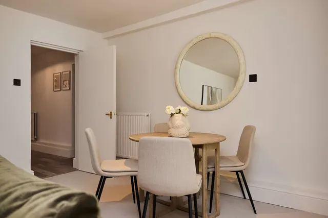 Crescent Grove, SW4, photo 2