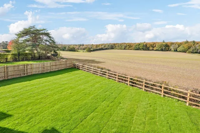 Photo 2 — Links Lane, Rowland's Castle, Hampshire, PO9 6AF
