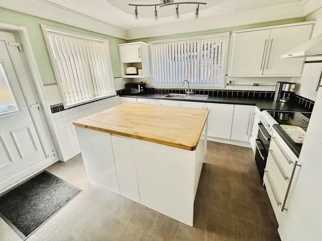 Photo 3 — Park Road, Airmyn, Goole, DN14
