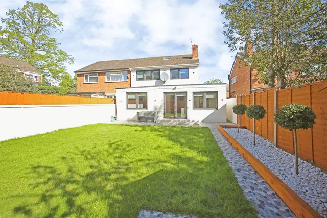 Jolyffe Park Road, Stratford-Upon-Avon, CV37, photo 2