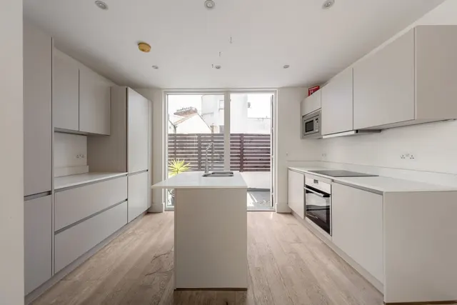 St. John Street, Clerkenwell, EC1V, photo 3