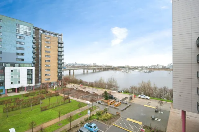 Douglas House, Ferry Court, Cardiff, CF11, photo 1