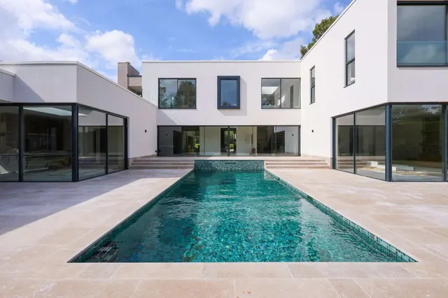 Photo 3 — Birds Hill Road, Oxshott, Leatherhead, Surrey, KT22 0NJ