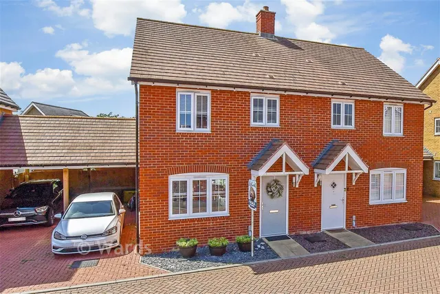 Tyler Road, Staplehurst, TN12, photo 1