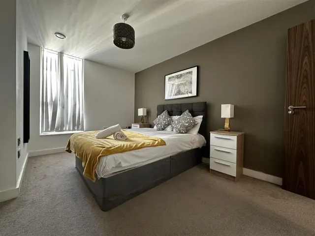Cambridge Street, Manchester, M1, photo 2