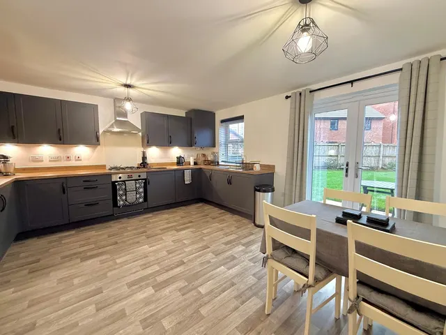 Photo 3 — Quince Avenue, Swindon, Wiltshire, SN1 7EU