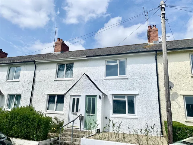 Avon Square, Upavon, SN9, photo 1