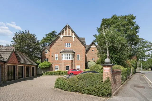 Reynolds Road, Beaconsfield, HP9, photo 1
