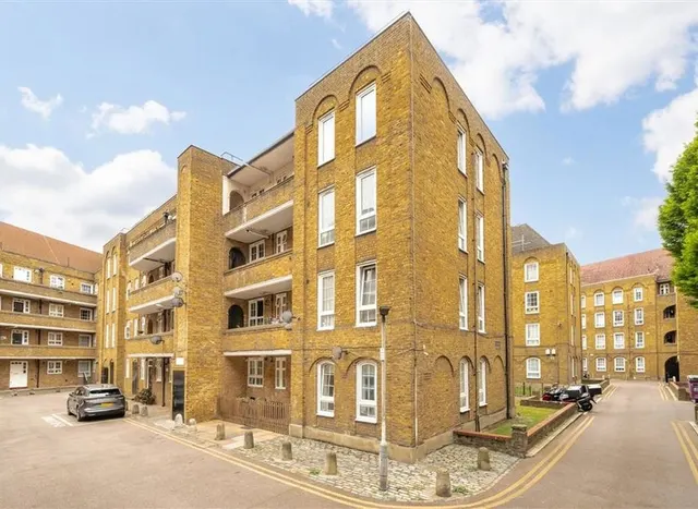 Watts Street, Wapping, E1W, photo 1