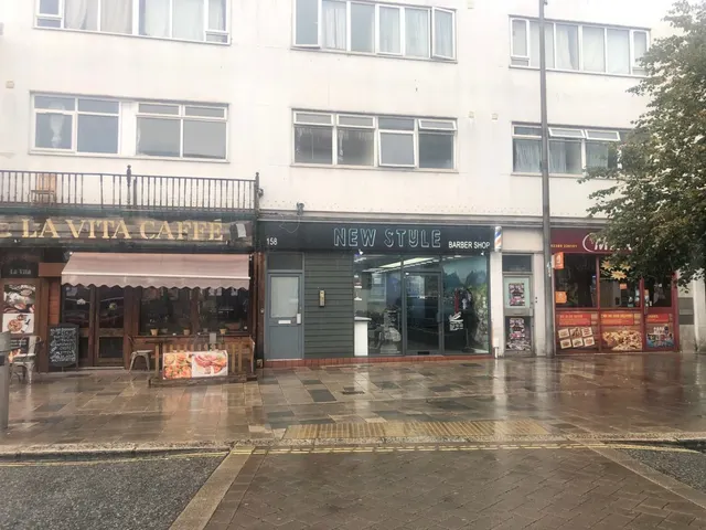 High Street, Southampton, SO14, photo 1