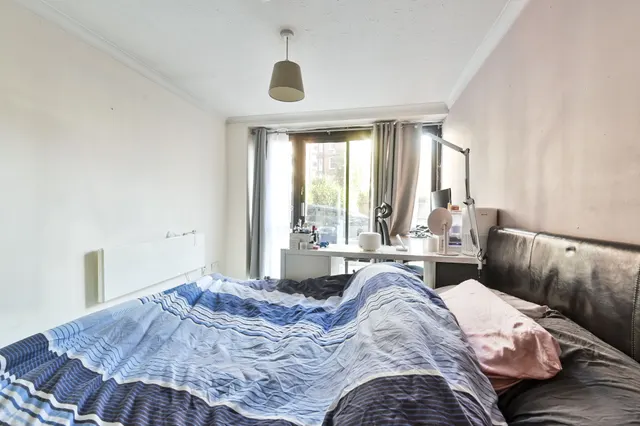 3 Sullivan Court, 109 Earls Court Road, London, photo 1