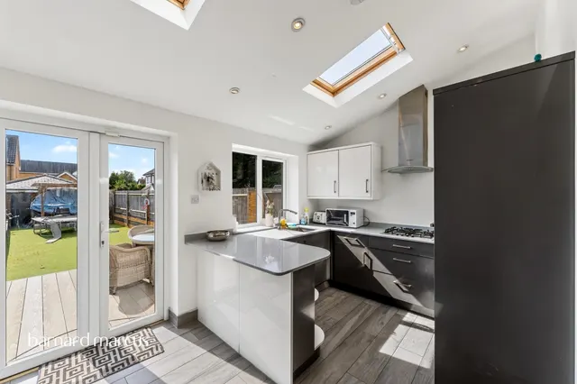 Sunningdale Road, Cheam, SM1, photo 2