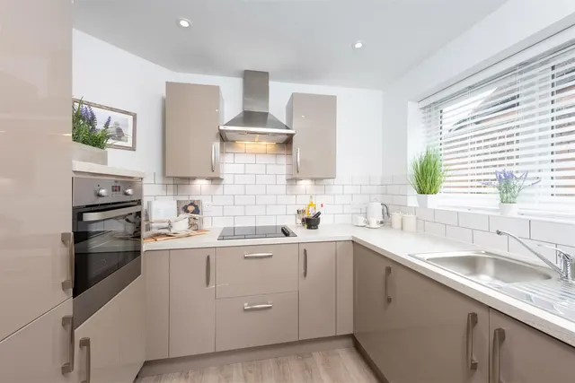 Greyhound Lane, Thame, OX9, photo 2