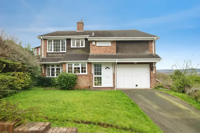 View Drive, Dudley, photo 1