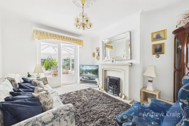 Woodville Crescent, High Barnes, SR4, photo 3