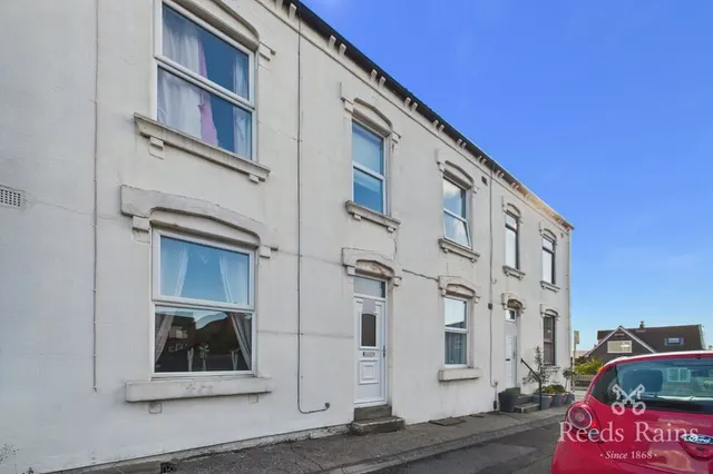 Cross Street, Horbury, WF4, photo 1