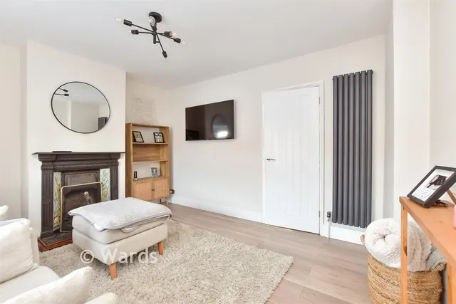 Barton Hill Drive, Minster On Sea, ME12, photo 2