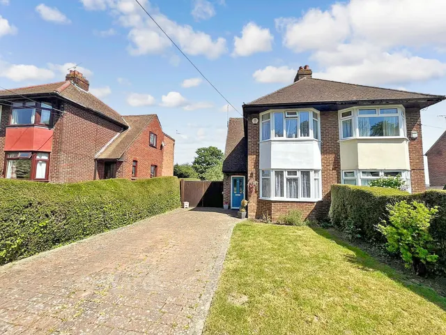 Herne Bay Road, Sturry, CT2, photo 1