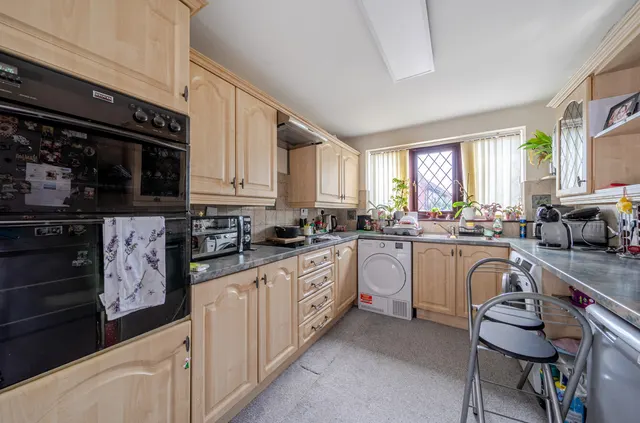 Railsfield Rise, Leeds, LS13, photo 3