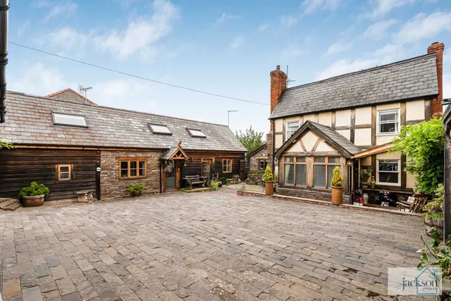 New End House, Canon Pyon, Hereford & Annexe, photo 1