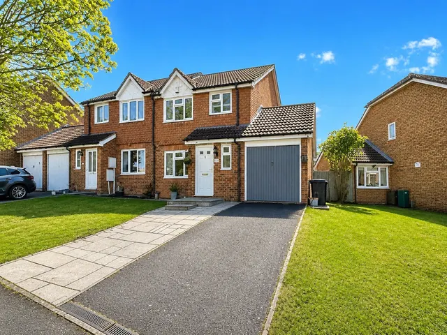 Millers Rise, Hailsham, BN27, photo 1