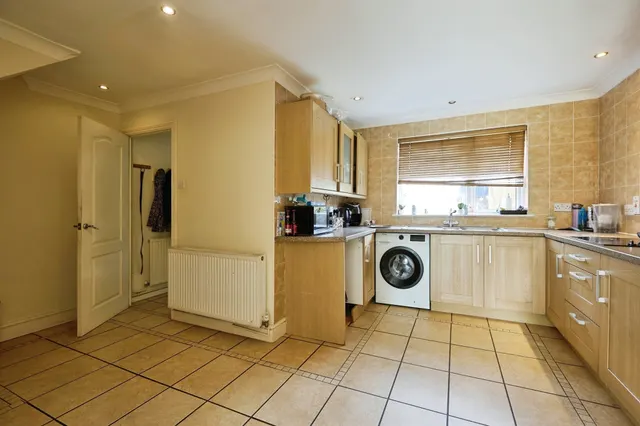 Ten Acres, Shaftesbury, SP7, photo 2