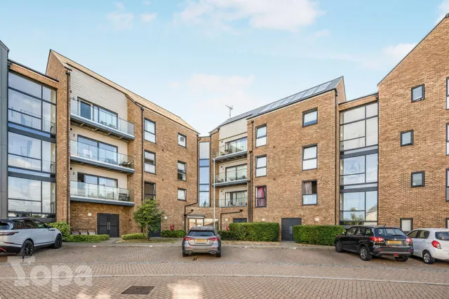 Havelock Drive, Greenhithe, DA9, photo 1