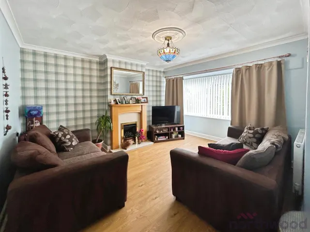 Ennerdale Avenue, Bolton, BL2, photo 2
