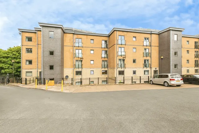 Birkhouse Lane, Paddock, Huddersfield, photo 1