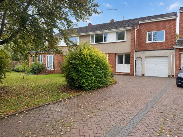 Fenshurst Gardens, Long Ashton, BS41, photo 1