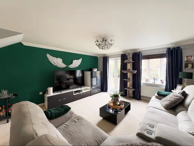 Watersmead Drive, Littlehampton, photo 3