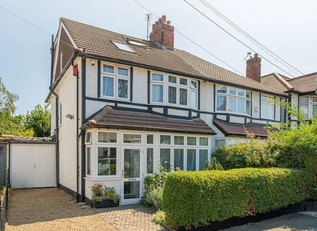Chudleigh Road, Twickenham, TW2, photo 1
