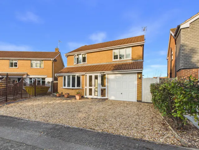 Falcon Close, Leicester, LE3, photo 1