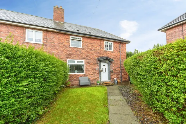 Ferns Road, Bebington, CH63, photo 1