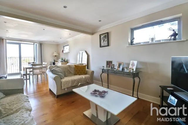 Orchard Close, Maidstone, ME15, photo 3
