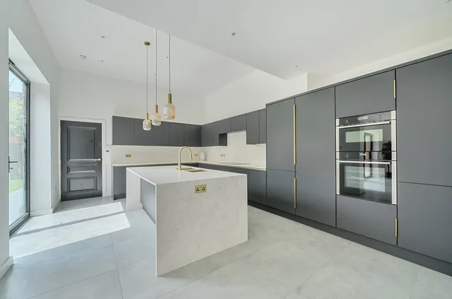 Photo 2 — Puller Road, Barnet, EN5 4HB